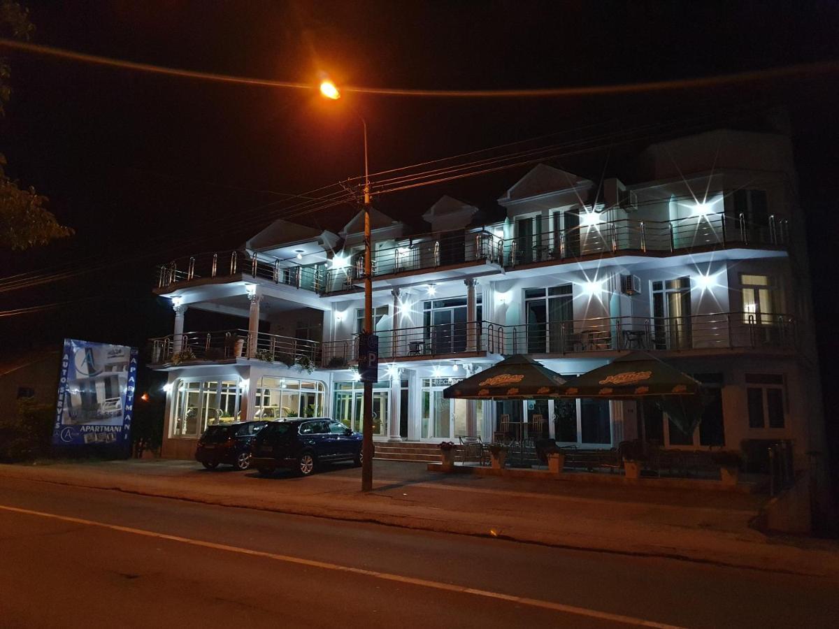 A Klub Apartmani Mrcajevci Esterno foto