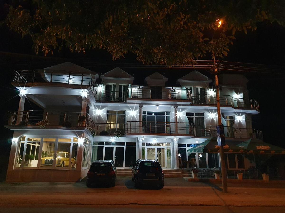 A Klub Apartmani Mrcajevci Esterno foto