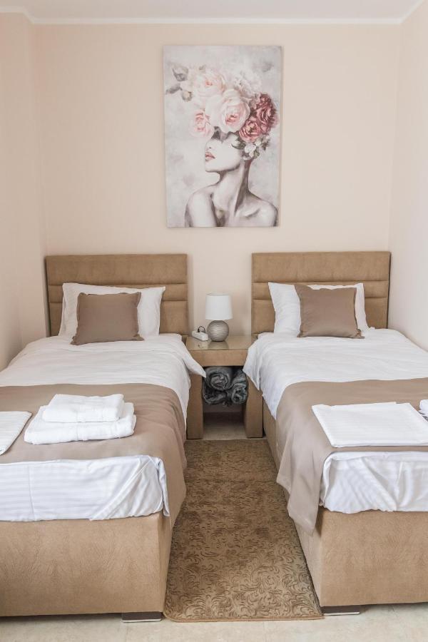A Klub Apartmani Mrcajevci Esterno foto